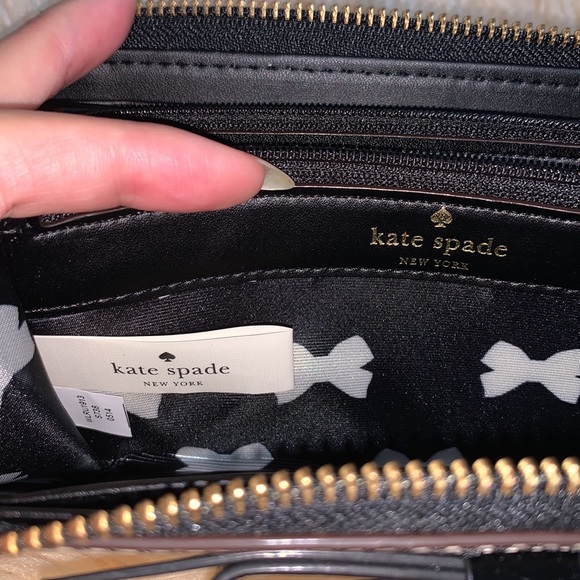 NWT Kate Spade Striped Patent Leather Wallet - Picture 9 of 12